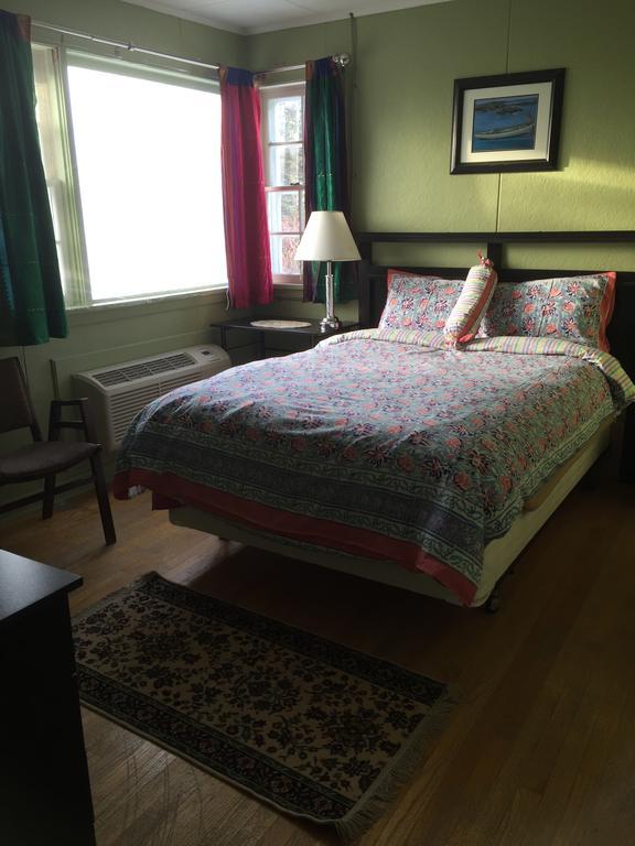 Meems Elliston B&B Buitenkant foto