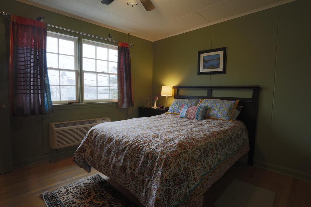Meems Elliston B&B Buitenkant foto