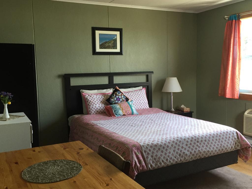 Meems Elliston B&B Buitenkant foto