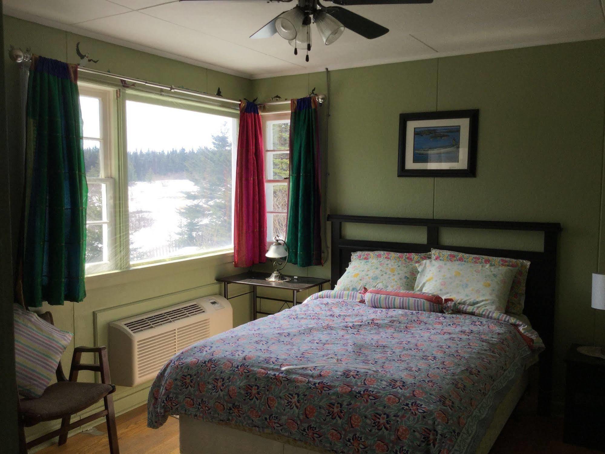 Meems Elliston B&B Buitenkant foto