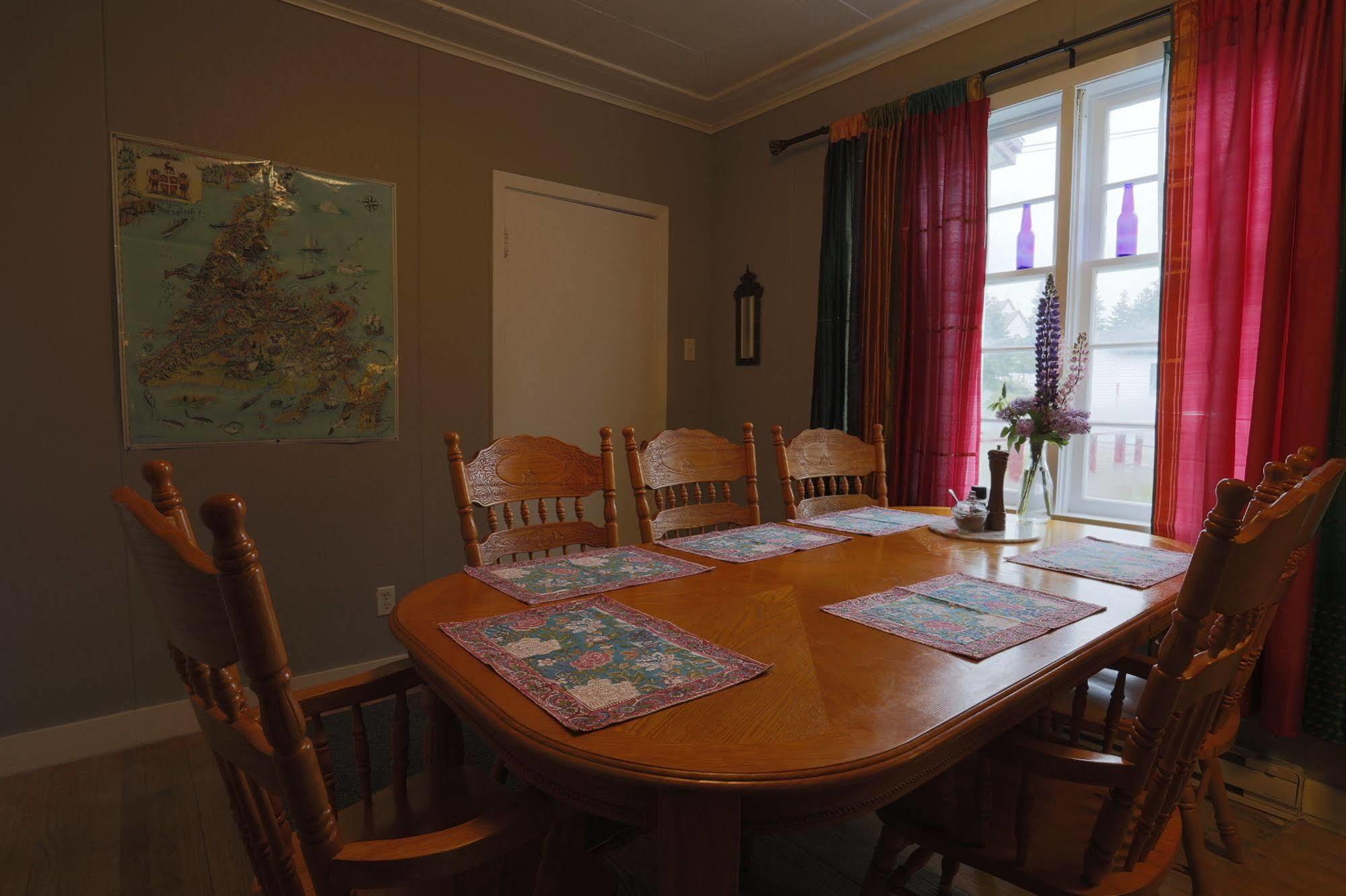 Meems Elliston B&B Buitenkant foto